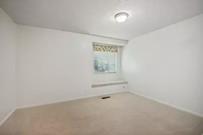 299 E 700 S, Farmington, UT 84025 - Photo 19