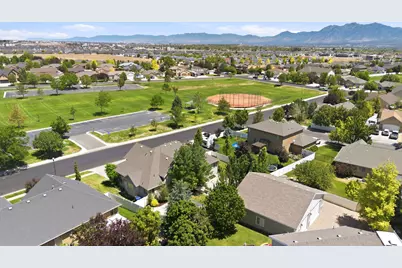 5433 W Toscana Way, Herriman, UT 84096 - Photo 37