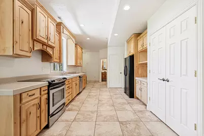 3207 E Canyon Oak Cir S, Sandy, UT 84092 - Photo 35