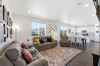 1569 E 3175 N, Layton, UT 84040 - Photo 7