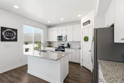 1569 E 3175 N, Layton, UT 84040 - Photo 9