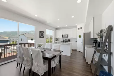 1569 E 3175 N, Layton, UT 84040 - Photo 9