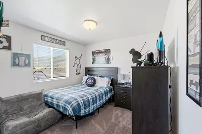 1569 E 3175 N, Layton, UT 84040 - Photo 29