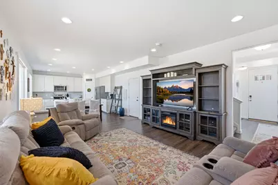 1569 E 3175 N, Layton, UT 84040 - Photo 7