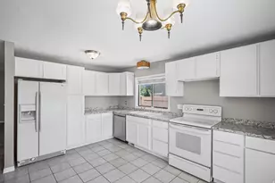 3351 S 1940 W, West Valley, UT 84119 - Photo 15