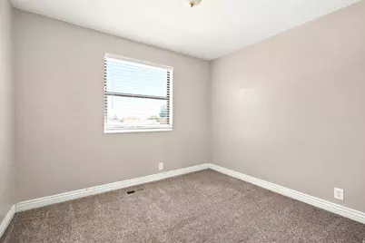 6638 S 5420 W, West Jordan, UT 84081 - Photo 15