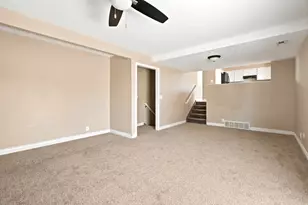 6638 S 5420 W, West Jordan, UT 84081 - Photo 13
