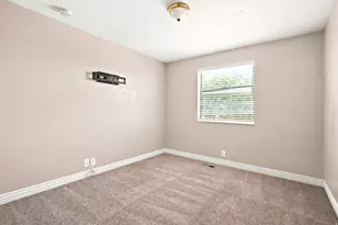 6638 S 5420 W, West Jordan, UT 84081 - Photo 17