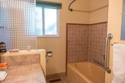 320 S 1100 E, Springville, UT 84663 - Photo 23