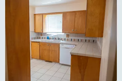 320 S 1100 E, Springville, UT 84663 - Photo 13
