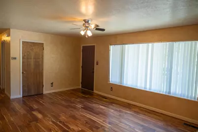 320 S 1100 E, Springville, UT 84663 - Photo 9