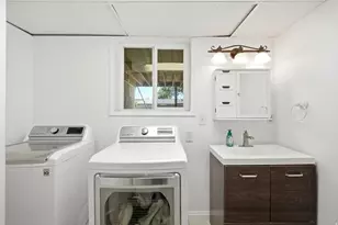 1174 Violet Dr, Sandy, UT 84094 - Photo 25