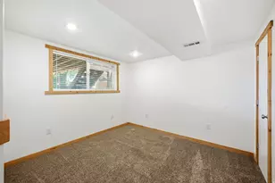 1174 Violet Dr, Sandy, UT 84094 - Photo 29