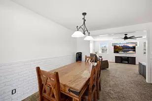 1174 Violet Dr, Sandy, UT 84094 - Photo 9