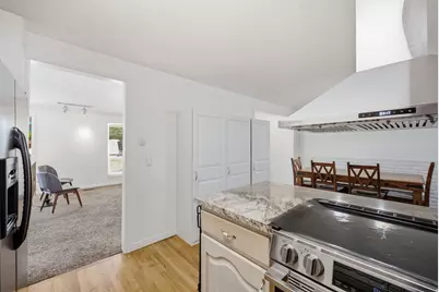 1174 Violet Dr, Sandy, UT 84094 - Photo 17
