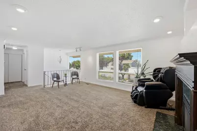 1174 Violet Dr, Sandy, UT 84094 - Photo 7
