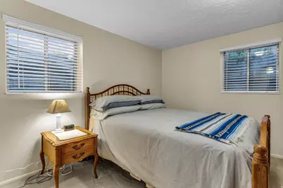 2339 N Joni Dr E, Layton, UT 84040 - Photo 21