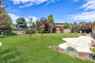 2339 N Joni Dr E, Layton, UT 84040 - Photo 19