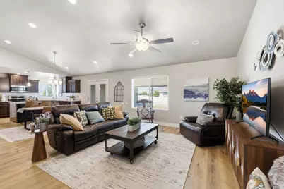 664 S Saddle Rd, Grantsville, UT 84029 - Photo 9