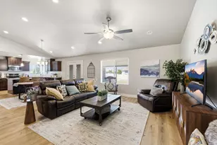664 S Saddle Rd, Grantsville, UT 84029 - Photo 9