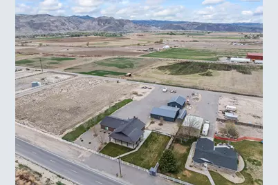 1165 E Austin Dr, Elsinore, UT 84724 - Photo 3