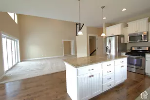 731 S 45 E, Vineyard, UT 84059 - Photo 13