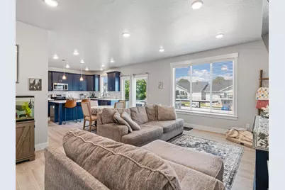 759 N Brook Ave, Tooele, UT 84074 - Photo 11