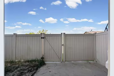 652 W 800 N #45, Clinton, UT 84015 - Photo 17