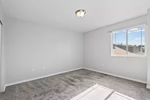 652 W 800 N, Clinton, UT 84015 - Photo 13