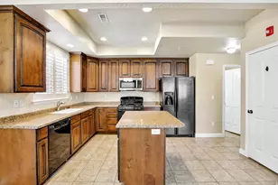 7054 S Greensand Dr W, West Jordan, UT 84084 - Photo 9