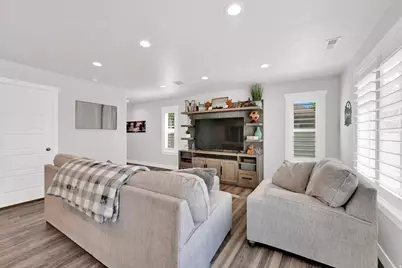 2777 W 4175 S #232, Roy, UT 84067 - Photo 7