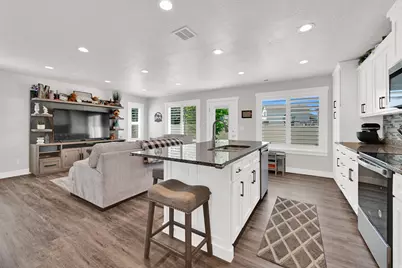 2777 W 4175 S #232, Roy, UT 84067 - Photo 11