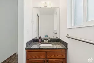 1602 E Nicklaus Circle, Sandy, UT 84092 - Photo 31