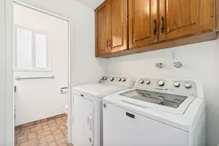 1602 Nicklaus Cir, Sandy, UT 84092 - Photo 21
