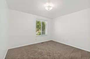 1602 Nicklaus Cir, Sandy, UT 84092 - Photo 15
