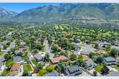 1602 Nicklaus Cir, Sandy, UT 84092 - Photo 41