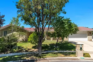 1602 E Nicklaus Circle, Sandy, UT 84092 - Photo 1
