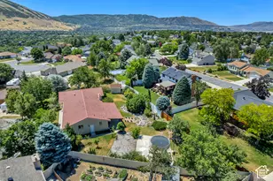 1602 E Nicklaus Circle, Sandy, UT 84092 - Photo 13