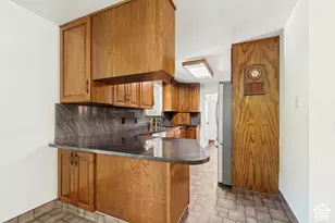 1602 E Nicklaus Circle, Sandy, UT 84092 - Photo 15