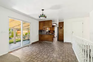 1602 Nicklaus Cir, Sandy, UT 84092 - Photo 7
