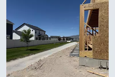628 E Garden Grove Way #340, Eagle Mountain, UT 84005 - Photo 3