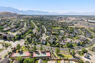 2639 W Pebble Creek Ln N, Lehi, UT 84043 - Photo 29