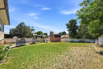 1045 Peach Dr, Ogden, UT 84404 - Photo 25