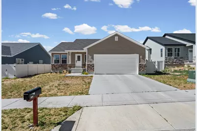 562 W 900 S, Tooele, UT 84074 - Photo 1
