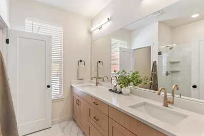 1179 N Downfield Ln W #208, North Salt Lake, UT 84054 - Photo 15