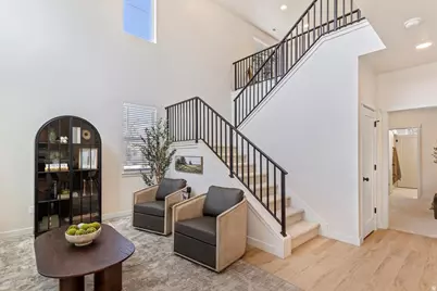 1179 N Downfield Ln W #208, North Salt Lake, UT 84054 - Photo 5