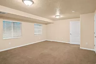 4614 Chenango Ln, South Jordan, UT 84095 - Photo 31
