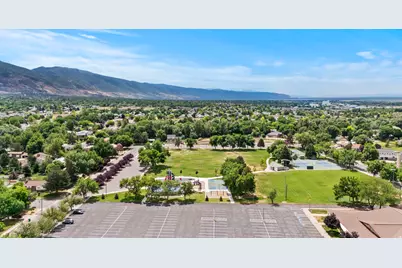 897 E Elm St, Layton, UT 84041 - Photo 35