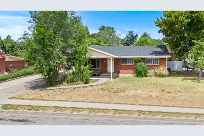 897 E Elm St, Layton, UT 84041 - Photo 31