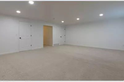 763 N Canterburry Ct E, Saratoga Springs, UT 84045 - Photo 13